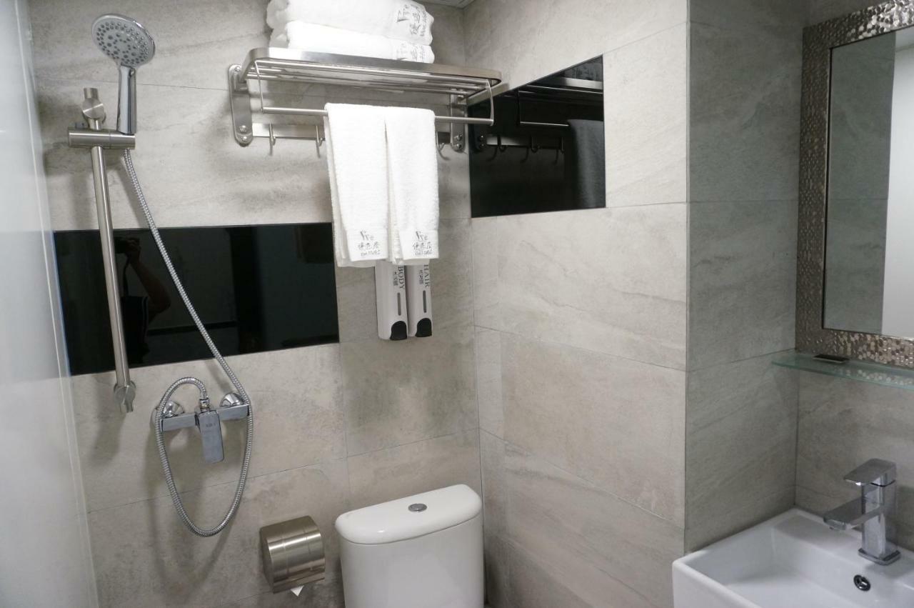 Vve Vve Hotel Гонконг Экстерьер фото